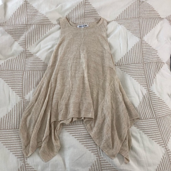 Elizabeth and James Tank - Picture 1 of 6